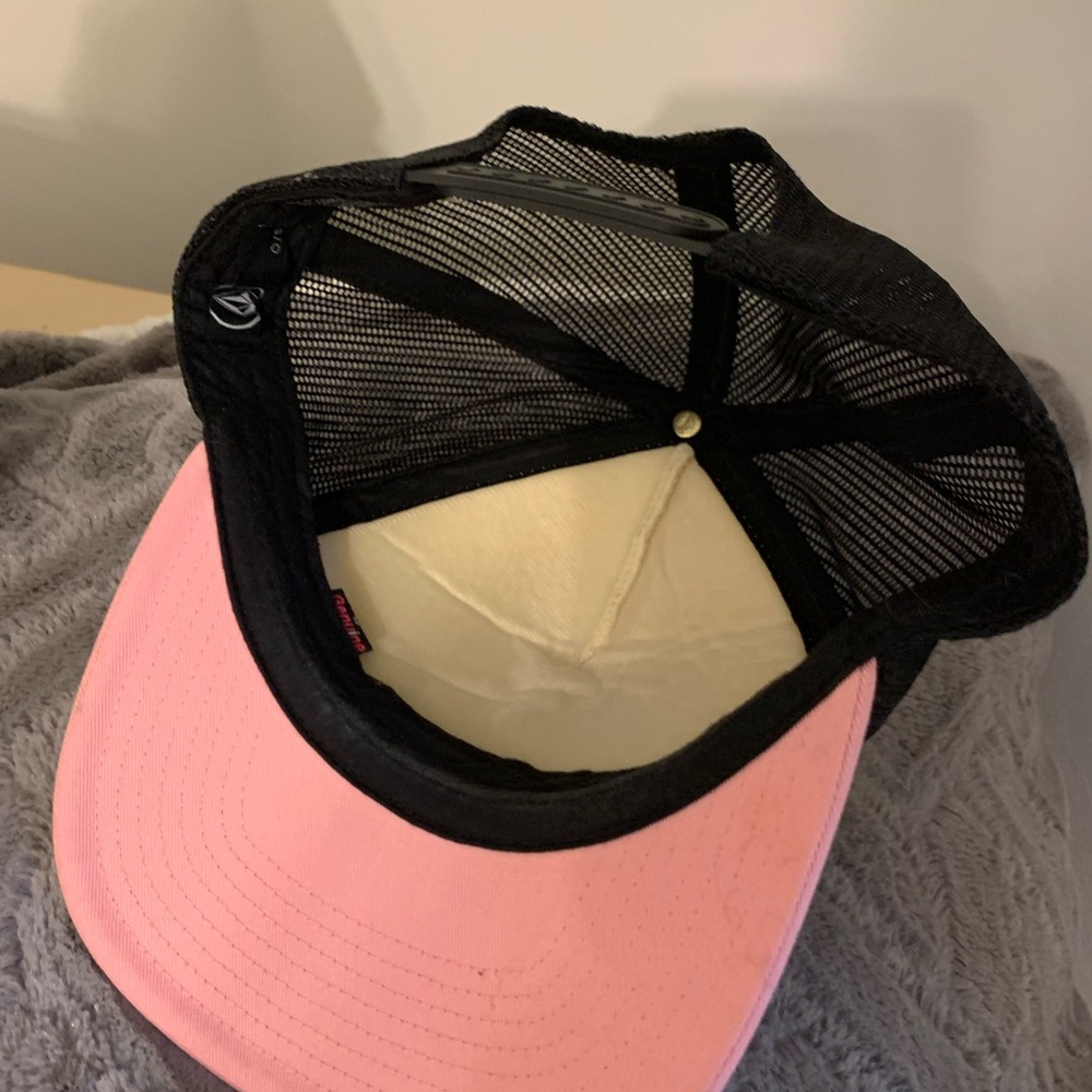 Volcom Hat - Picture 2 of 2